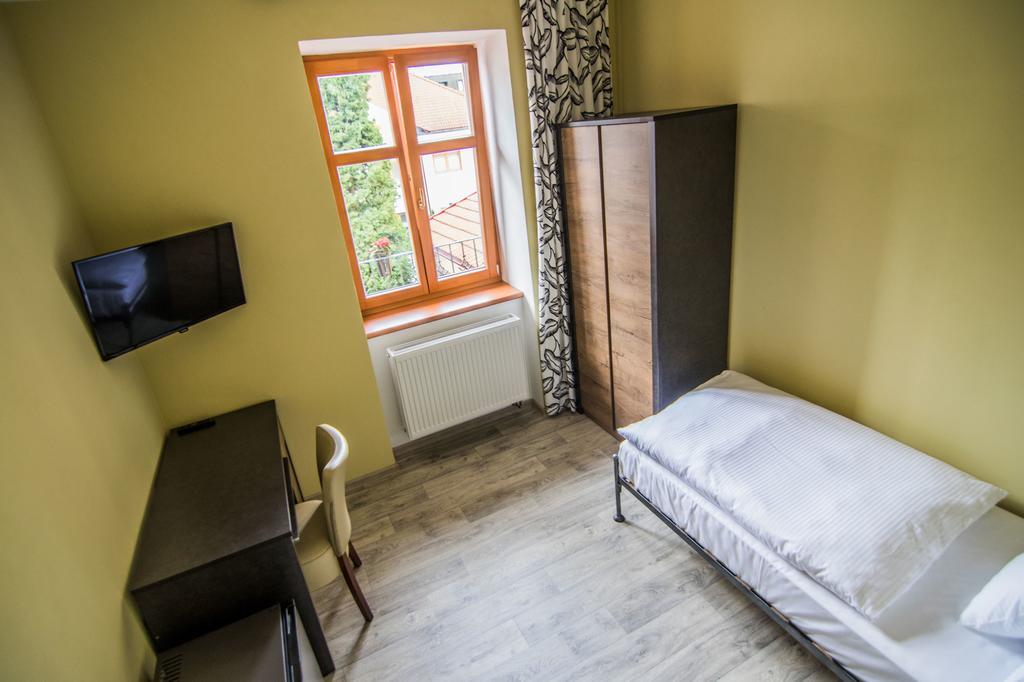 Pension Viktorin Podebrady Luaran gambar