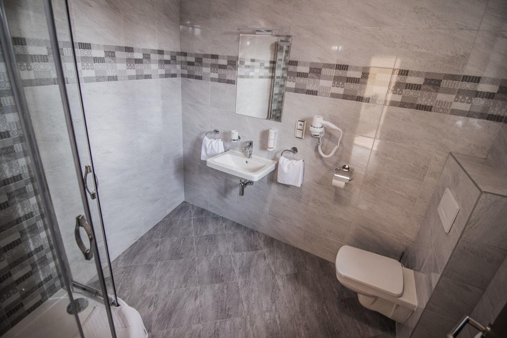 Pension Viktorin Podebrady Luaran gambar