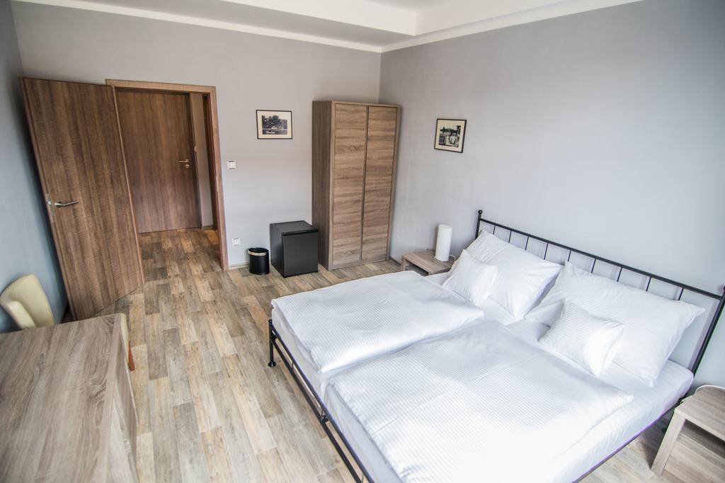 Pension Viktorin Podebrady Luaran gambar