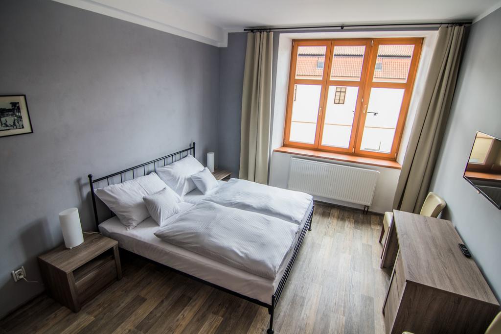 Pension Viktorin Podebrady Luaran gambar