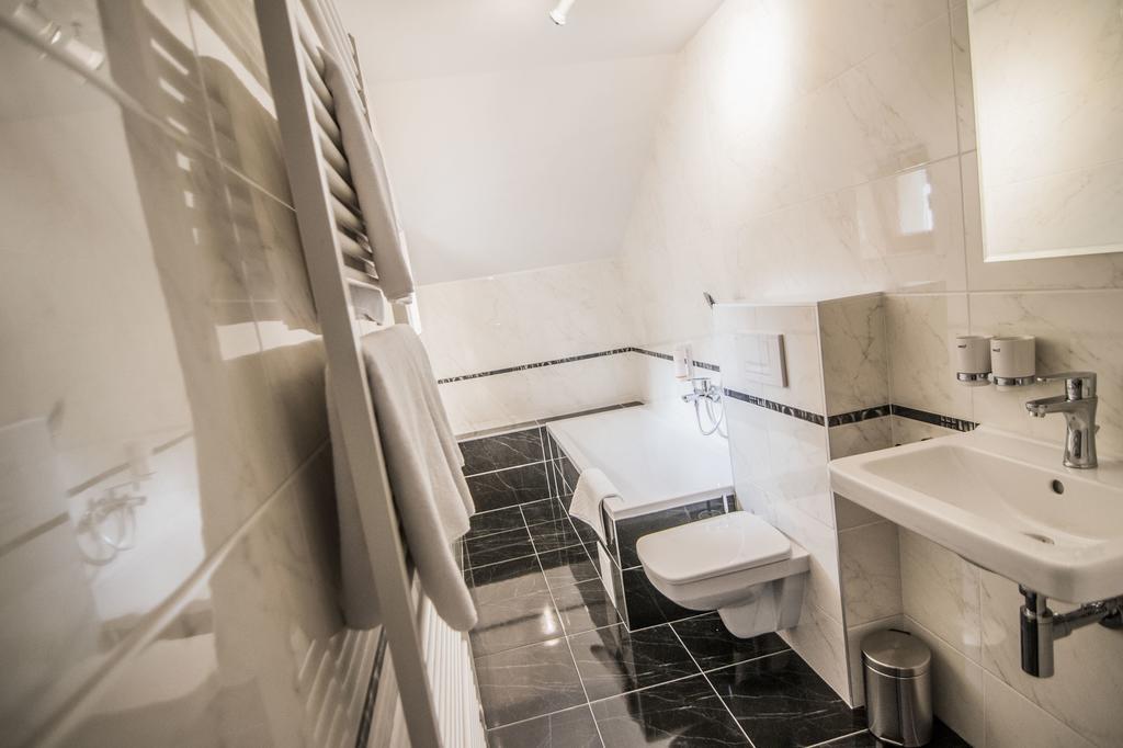 Pension Viktorin Podebrady Luaran gambar