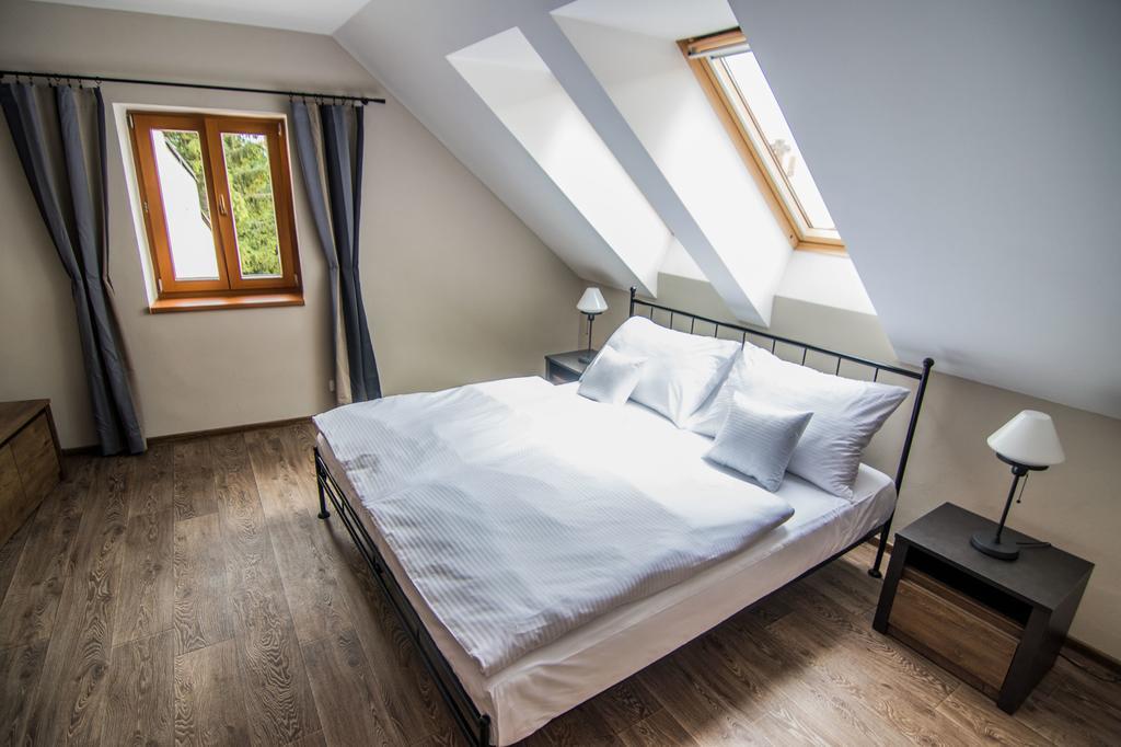 Pension Viktorin Podebrady Luaran gambar